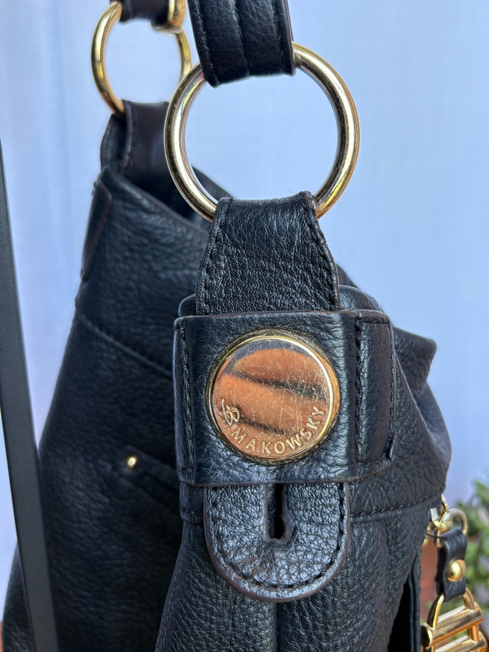 B. Makowsky Westbourne Convertible Crossbody Shoulder Bag - Black/Gold - Y2K - Picture 10 of 14